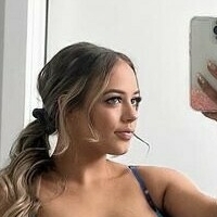 Lillie Hawkes Nua