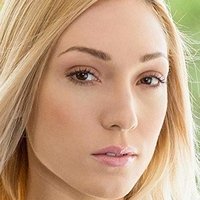 Lily Labeau Nua