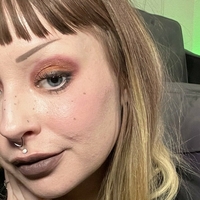 lilygraves Nua