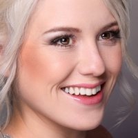 Lisa Bund Nua