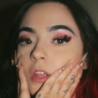 Littlexred Nua