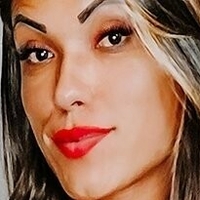 Lívia Marques Nua
