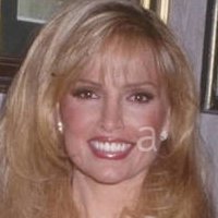 Lois Hamilton Nua