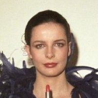 Lorraine De Selle Nua