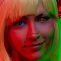 lovelyxriot Nua