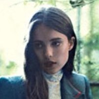 Margaret Qualley Nua