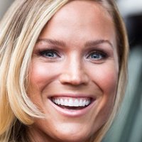 Marie Serneholt Nua