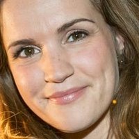 Marly Van Der Velden Nua