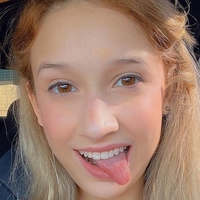 mary_nikky Nua
