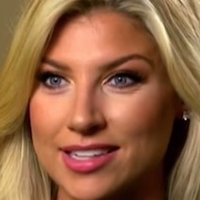 Melanie Collins Nua