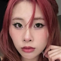 mikaberry_ Nua