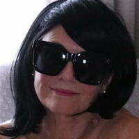 Mommascarlet Nua