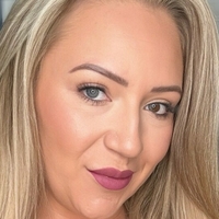 nicolebond Nua