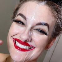 Nika Howard Nua