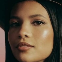 Nikki Rodriguez Nua