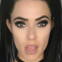 Nikkiravn Nua