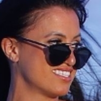 Nina Sicurella Nua