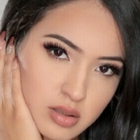 official_megan_krista Nua