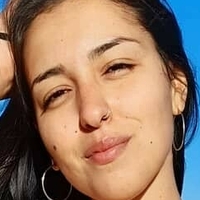 Paula Pérez Beneteau Nua