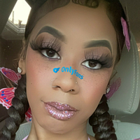 pinkkissesz Nua