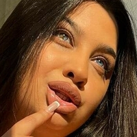 ramonasanziana Nua