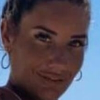 Roxan Hughes Nua