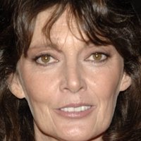 Sarah Douglas Nua