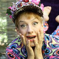 Sissi Perlinger Nua