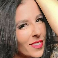 StefanieTheLawyer Nua