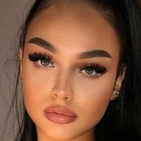 stefi_rebecca Nua