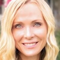 Suzanne Ager Nua