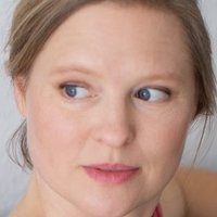 Sybille Waury Nua