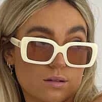 Taila Ella Nua