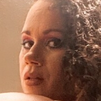 Tess la twizzlah Nua