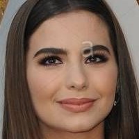 Violetta Komyshan Nua