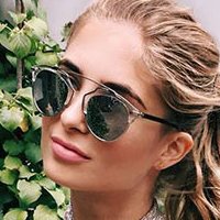 Xenia Van Der Woodsen Nua