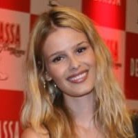 Yasmin Brunet Nua
