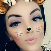 Zoe Burr Nua