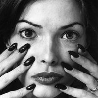 Zoë Lund Nua