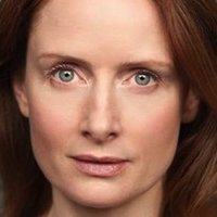 Zoe Telford Nua